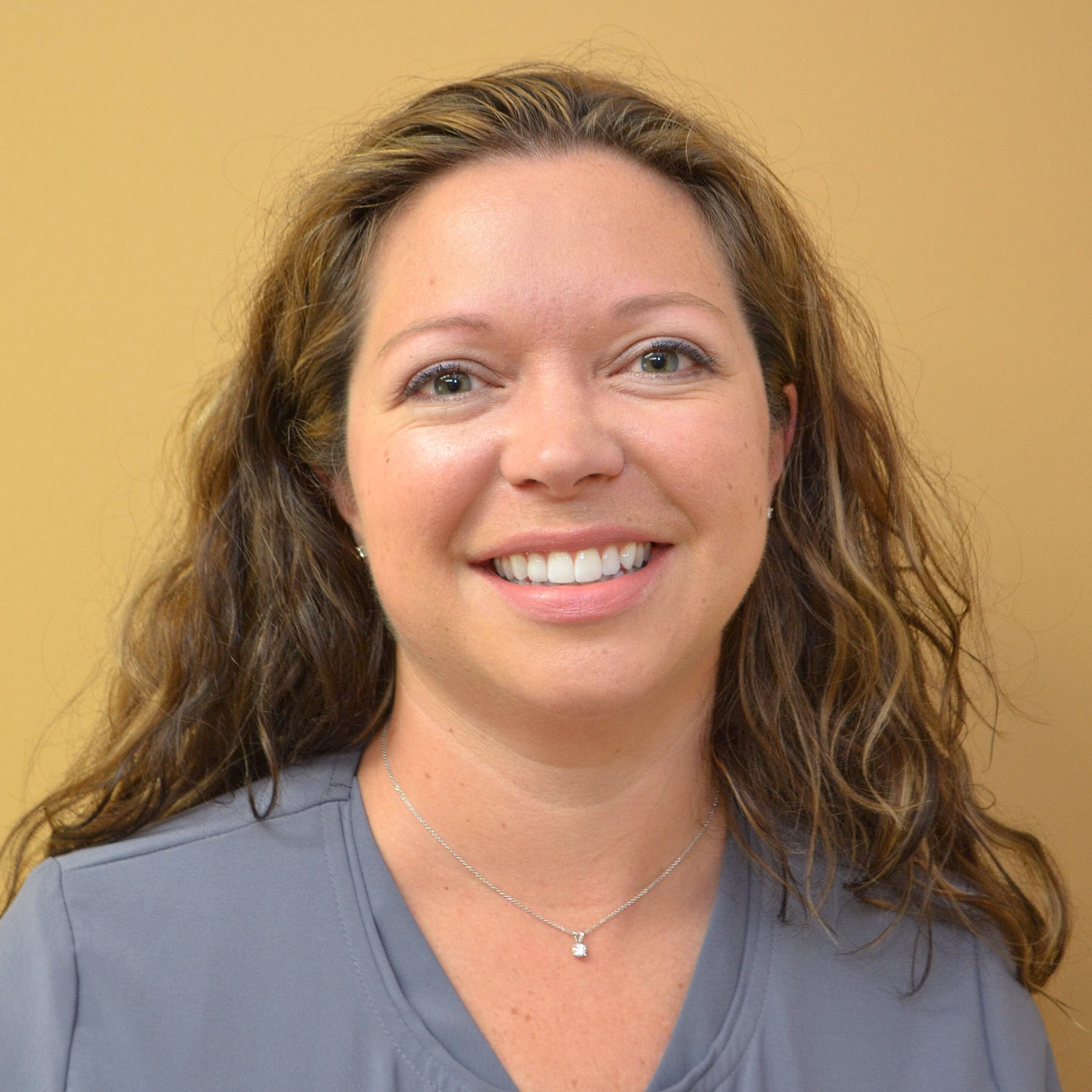 10 Years of Donna: Champagne Bubbles & Pyramids